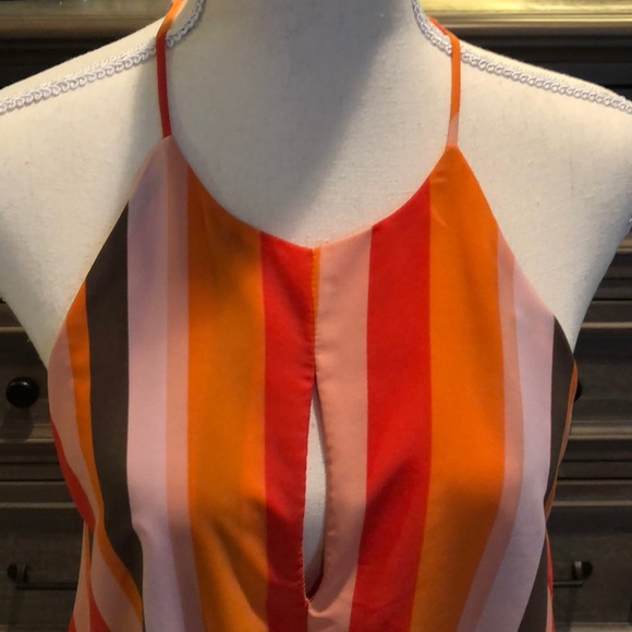 Vici Sm sleeveless halter top - Picture 2 of 4